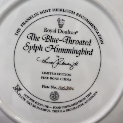 Тарелка Franklin Mint Royal Doulton Синегорлый сильф 21 см фарфор Англия