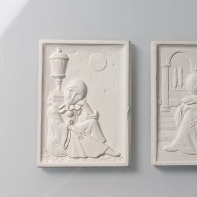 Изразец Арлекин под фонарем 10х14 см гипс