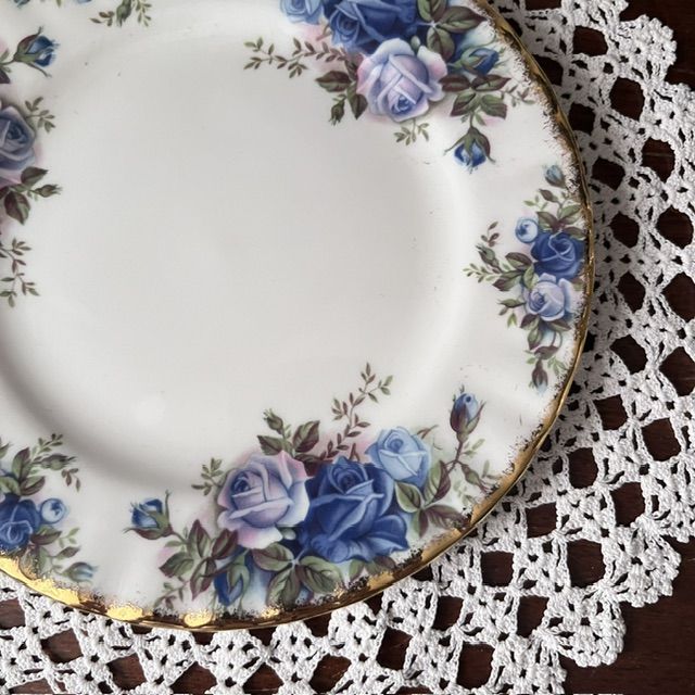 Кофейное трио Royal Albert Moonlight Rose 75 мл фарфор Англия