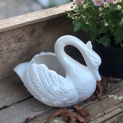 Кашпо Лебедь 24 см фарфор