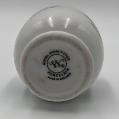 Кодлер на 1 яйцо Royal Worcester Птицы Англия