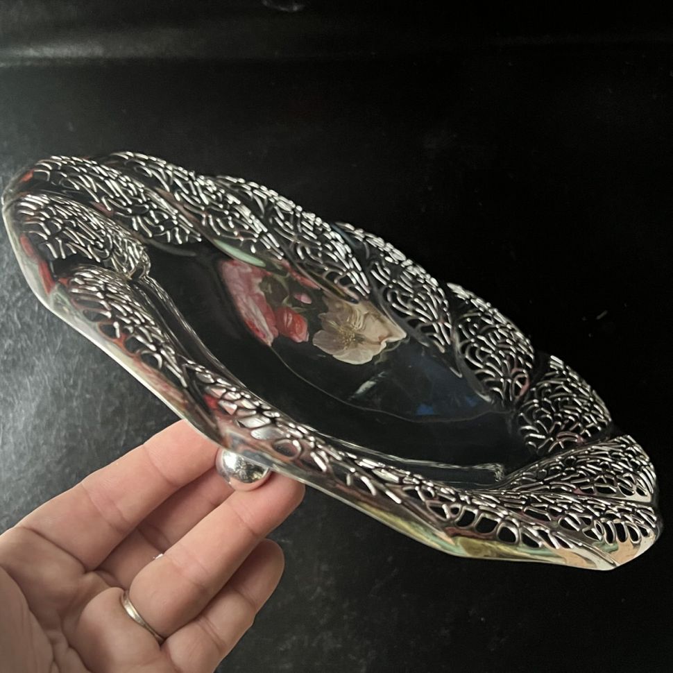 Блюдо на 3-х ножках Ажур 24 см мельхиор 