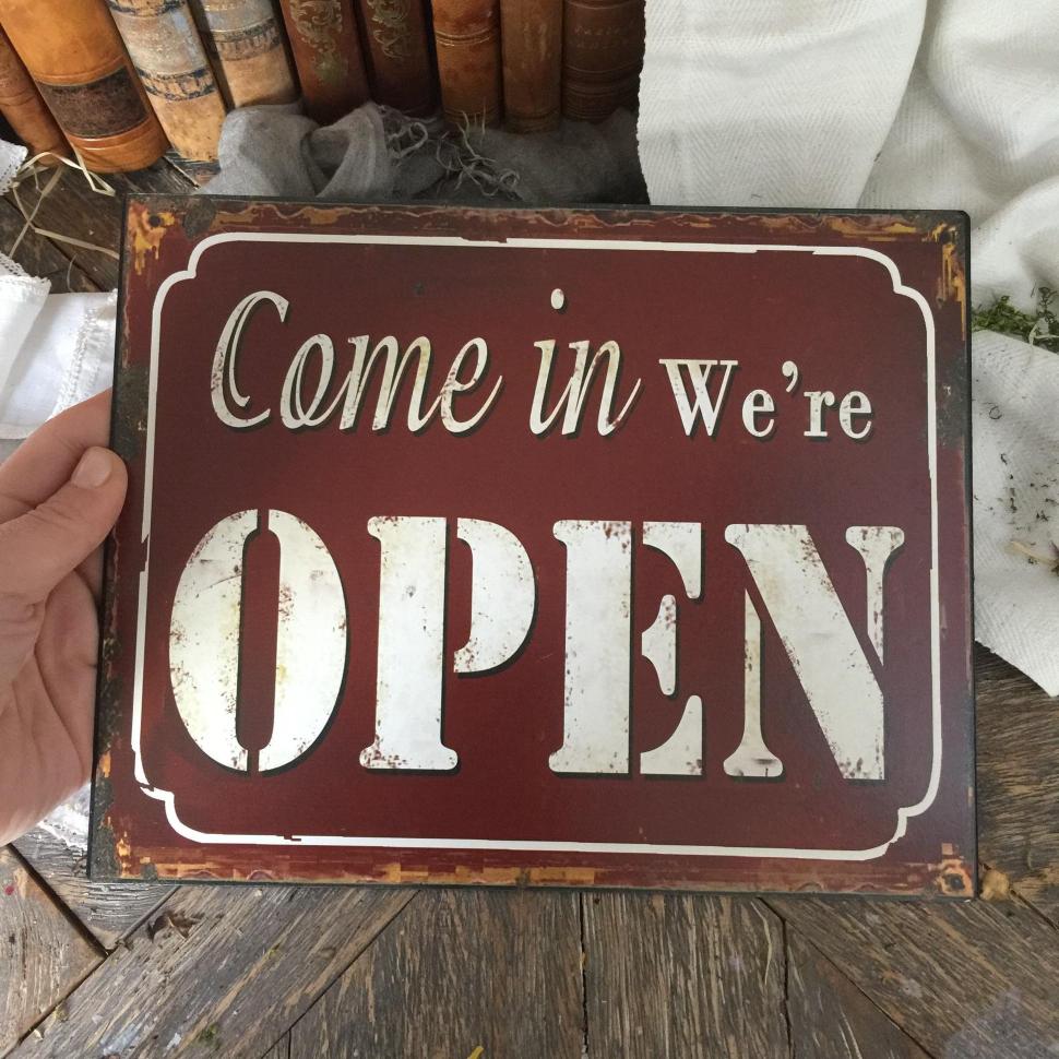 Табличка декоративная металлическая OPEN