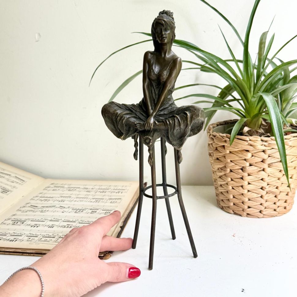 Статуэтка Девушка по-турецки Pierre Collinet 29 см Франция бронза 50-е гг