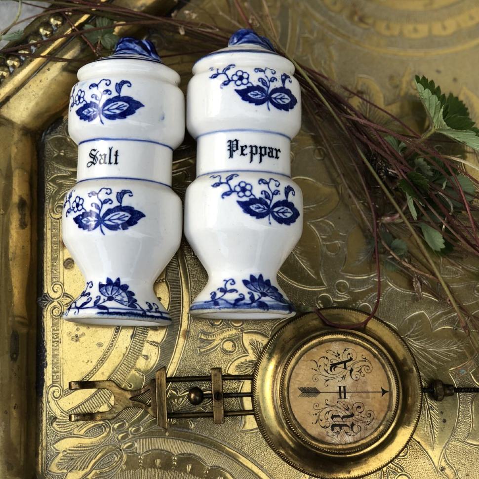 Набор солонка и перечница керамика