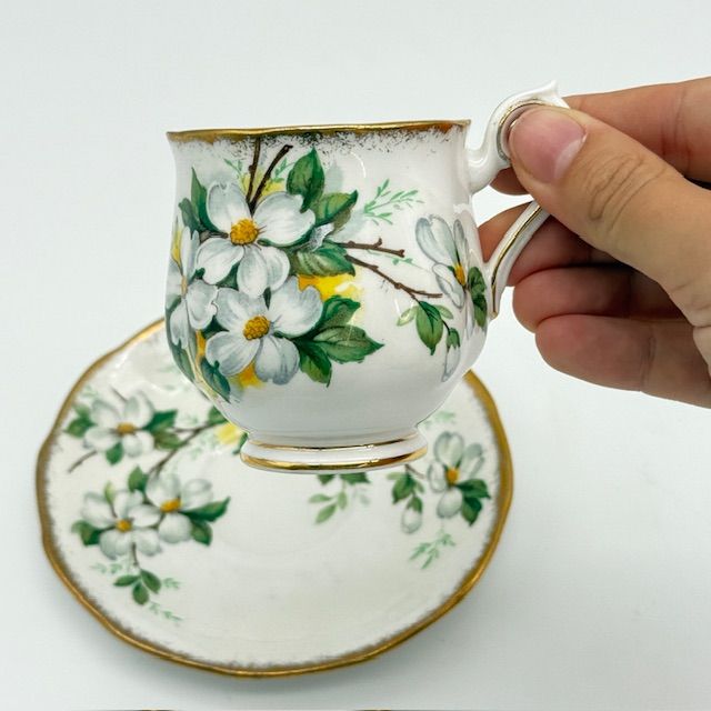 Кофейная пара Royal Albert White Dogwood 130 мл 1950 гг. 