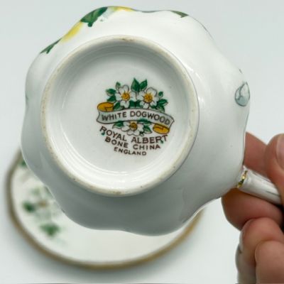 Кофейная пара Royal Albert White Dogwood 130 мл 1950 гг. 