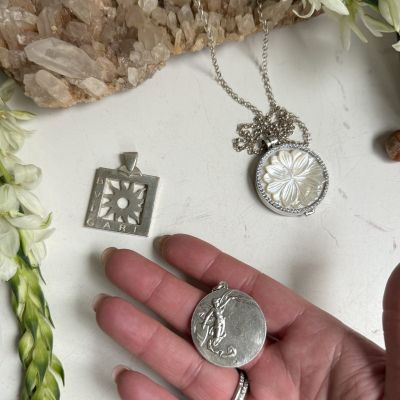 Медаль подвеска Футболист Победа 3 см серебро