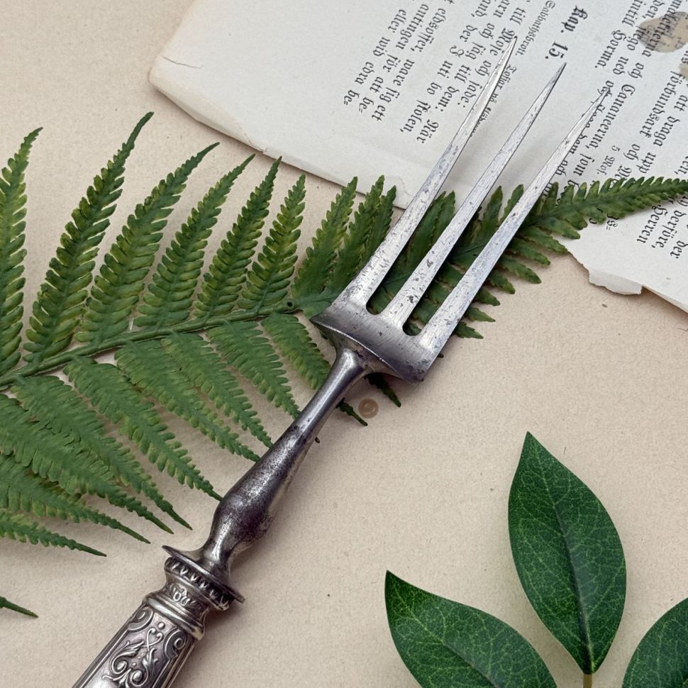 Вилка сервировочная 28 см серебрение