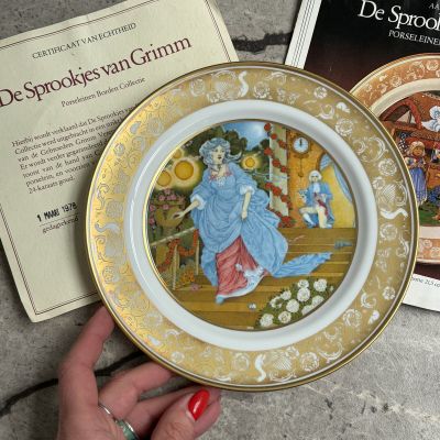 Тарелка Franklin Porcelain Сказки Золушка 1978 г. W.Germany 
