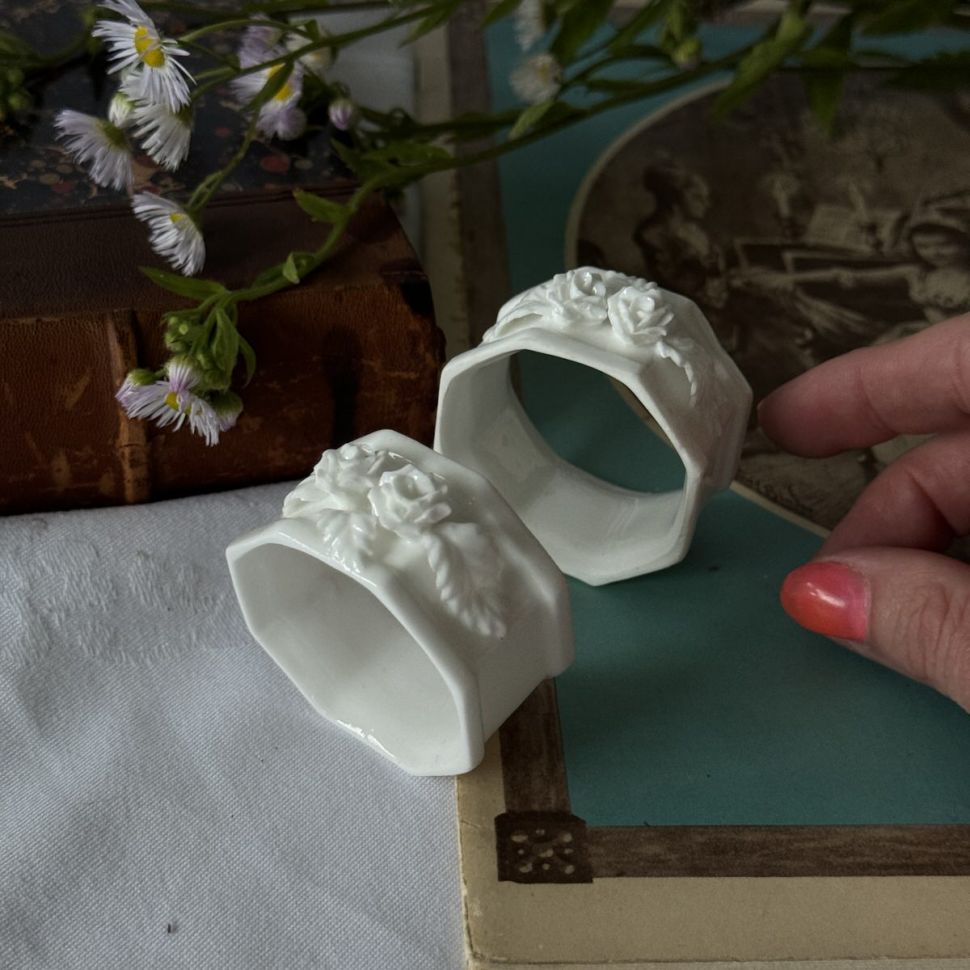 Кольцо для салфетки Роза 5 см фарфор