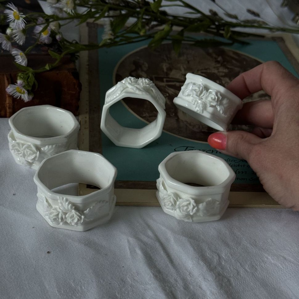 Кольцо для салфетки Роза 5 см фарфор