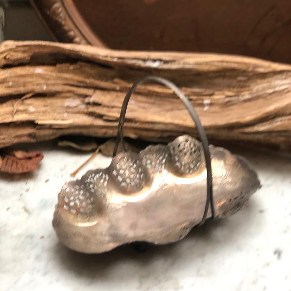 Конфетница мельхиор с ручкой 13 см