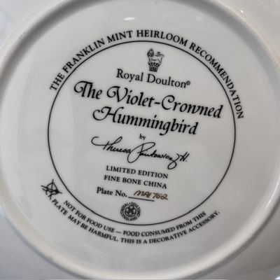 Тарелка Franklin Mint Royal Doulton Фиолетовокоронный колибри 21 см фарфор Англия