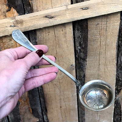 Дуршлаг половник ситечко, с вензелями