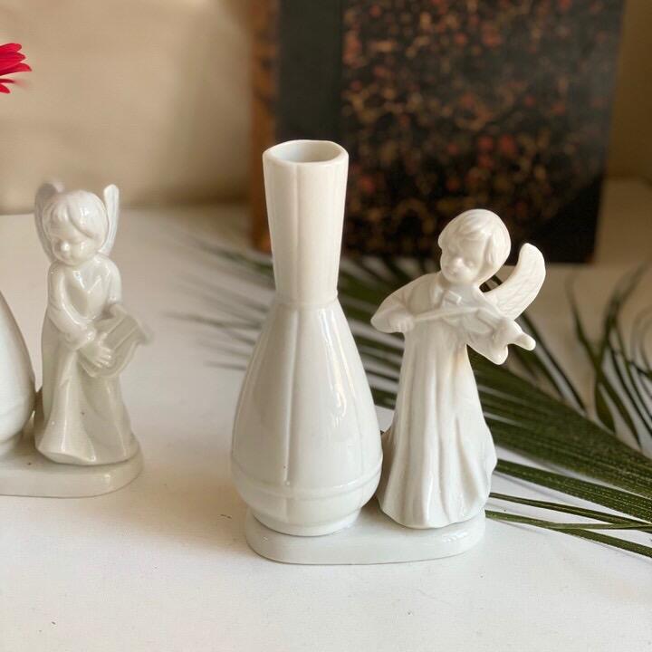 Ваза дизайнерская 13 см Ангел со скрипкой керамика