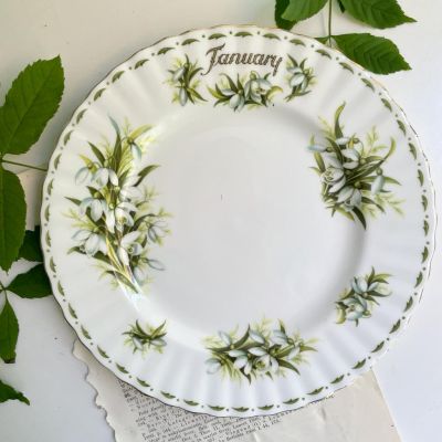 Тарелка Royal Albert 12 месяцев Январь 21 см Англия