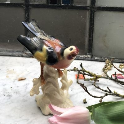 Статуэтка 13 см птица на ветке Германия