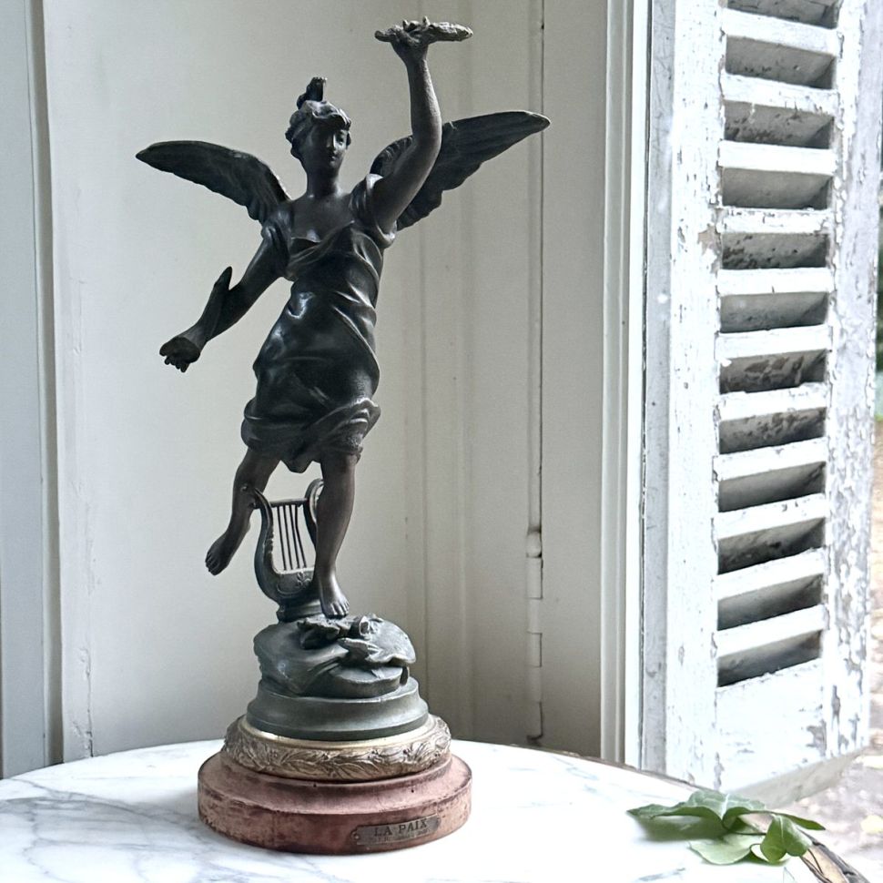 Скульптура Мир 39 см La Paix Руссо Франция 