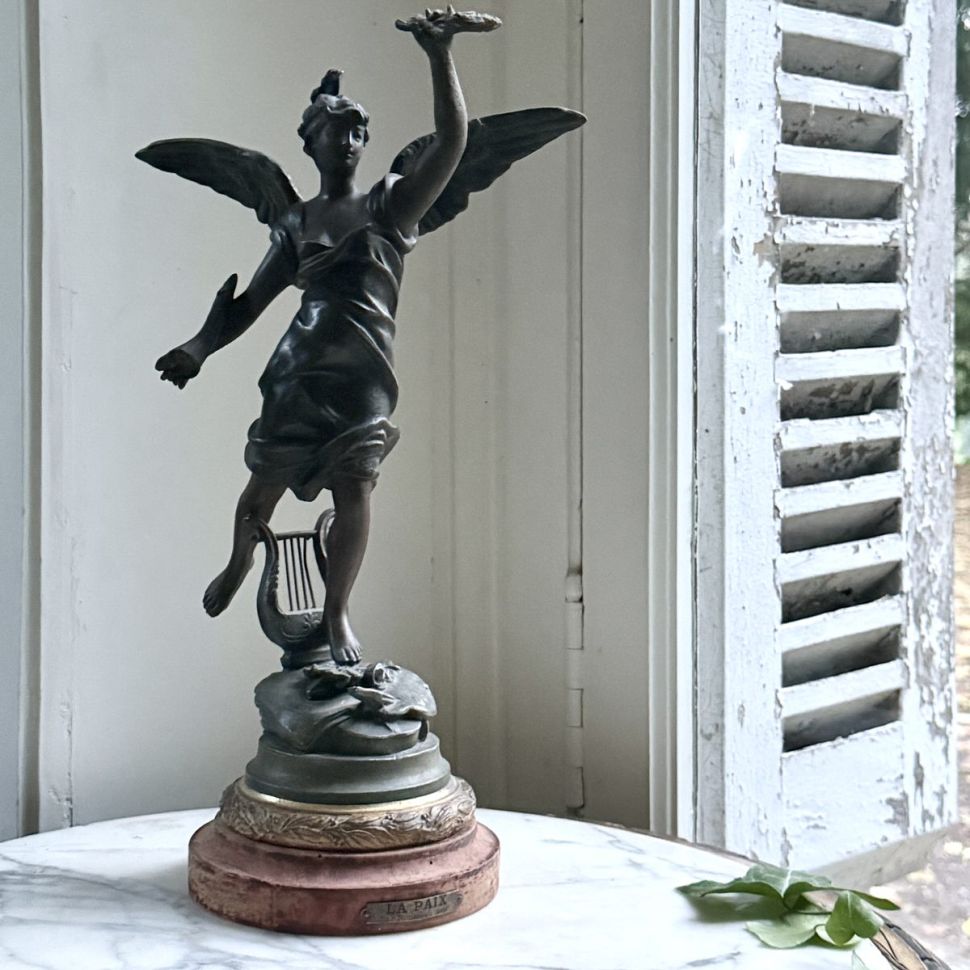 Скульптура Мир 39 см La Paix Руссо Франция 