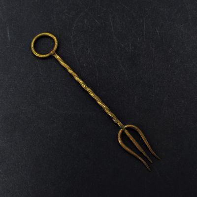 Трезубец, вилка закусочная витая ручка с кольцом