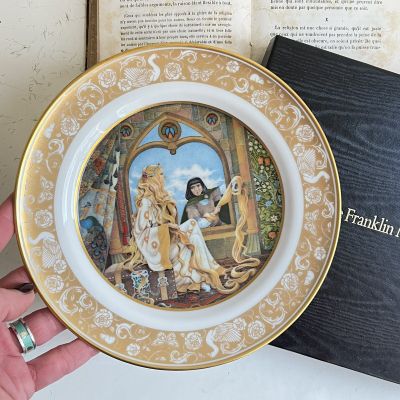 Тарелка Franklin Porcelain Сказки Рапунцель 1978 г. W.Germany 