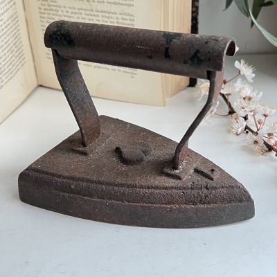 Утюг 16 см чугун