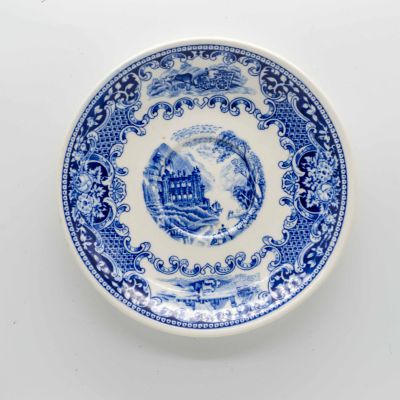 Блюдце без чашки Royal Sphinx, «Старая Англия» 1960-е