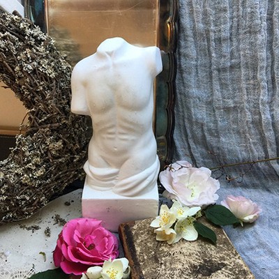 Статуэтка мужской торс, фаянс