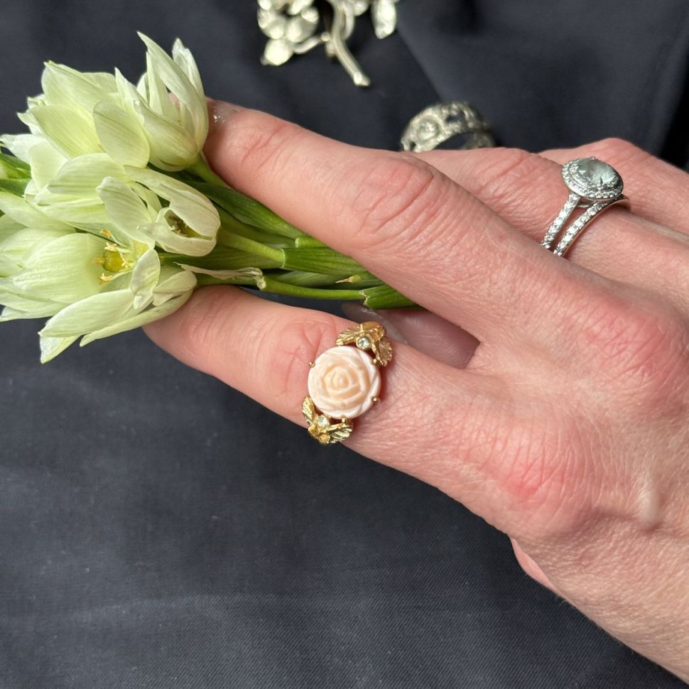 Кольцо с кораллом Avon позолота