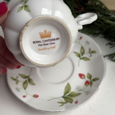 Кофейная пара Royal Canterbury Strawberry Fidd 180 мл Англия