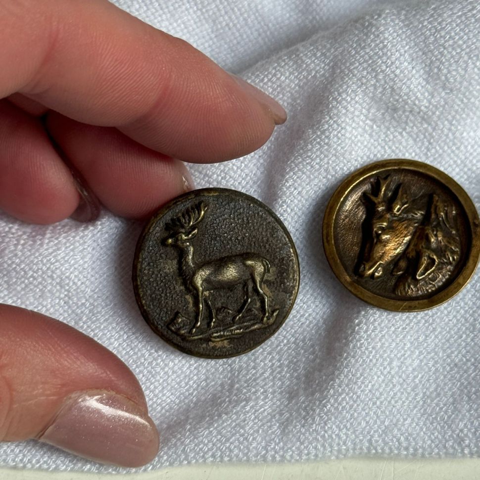 Пуговица старинная Олень 2,5 см латунь