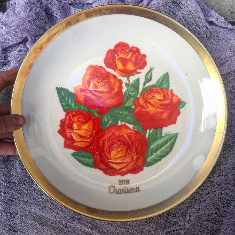 Тарелка коллекционная All-America Rose Selections Charisma 1978 год