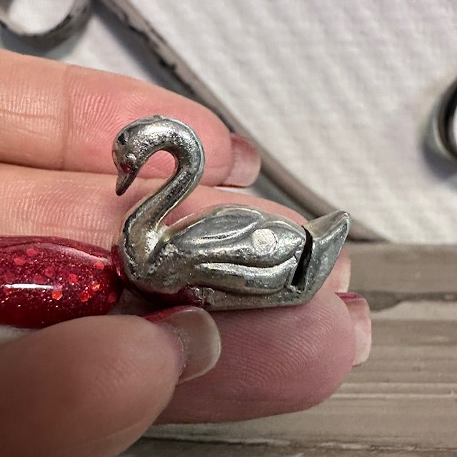 Подставка сервировочная для именной карточки Лебедь малый 2,5 см