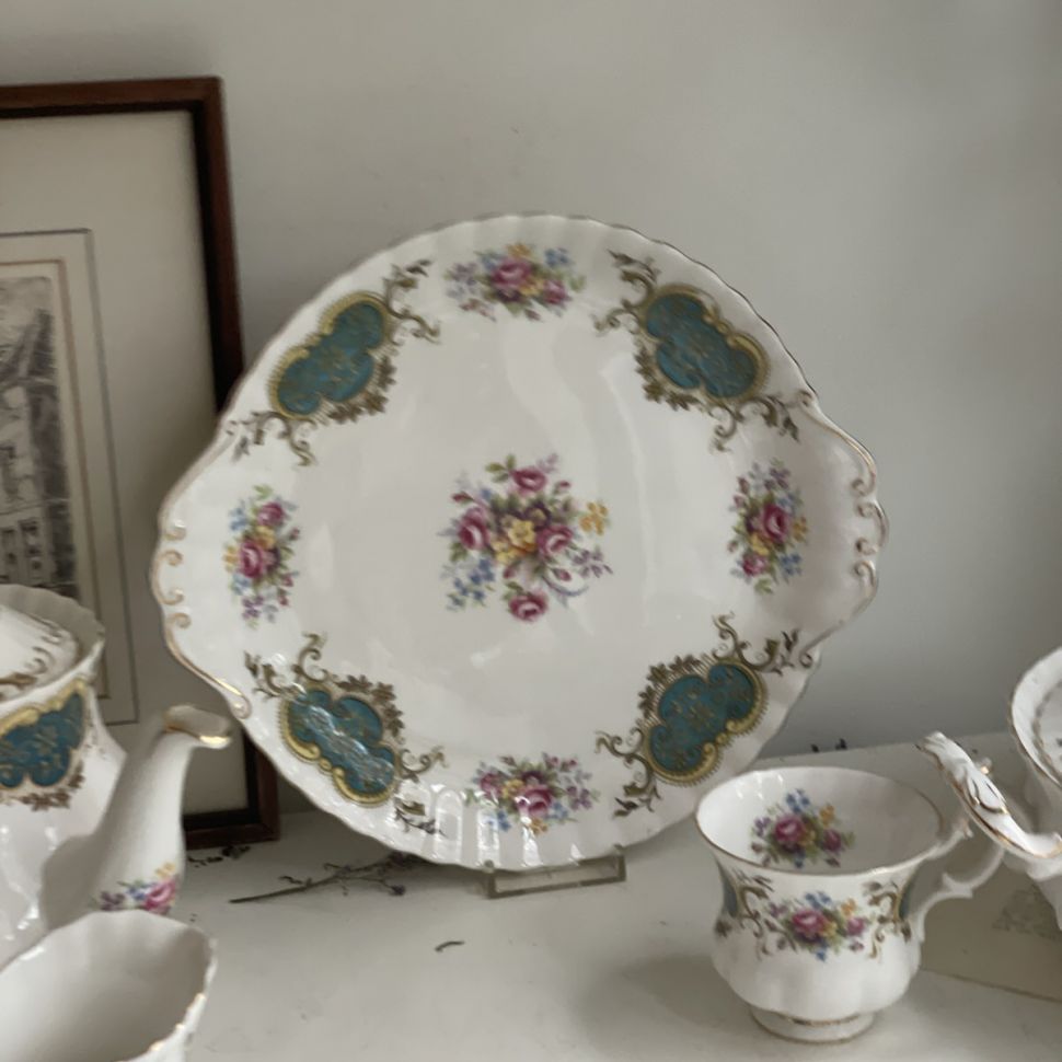 Блюдо круглое Berkeley Royal Albert 26 см Англия 70 гг.