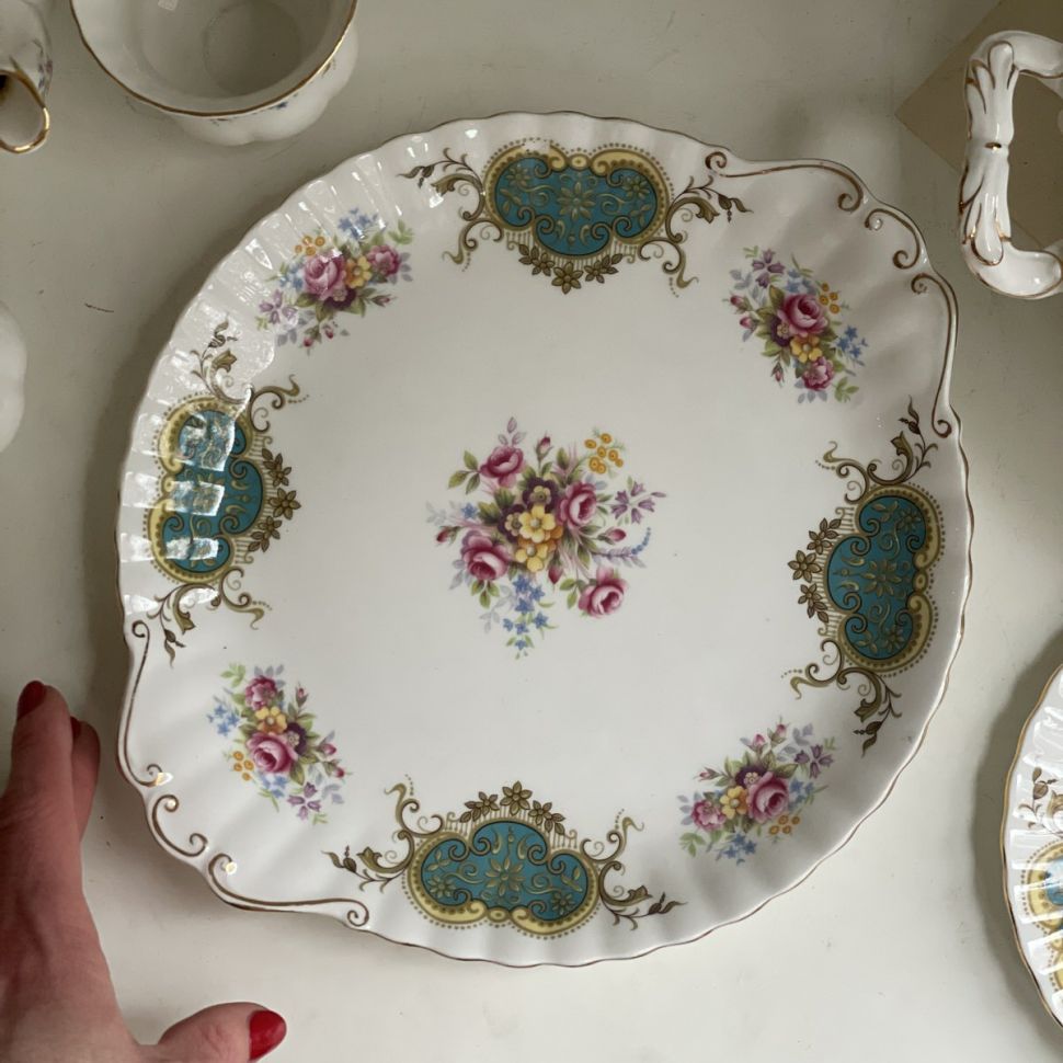 Блюдо круглое Berkeley Royal Albert 26 см Англия 70 гг.
