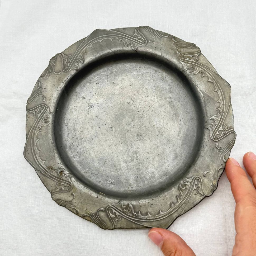 Блюдо поднос Арнуво 18 см олово