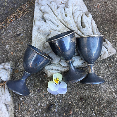 Подставка под яйцо