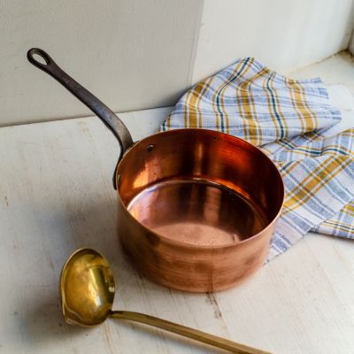 Ковш медный 2 л с чугунной ручкой литая медь