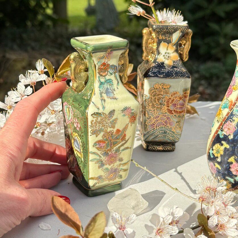 Ваза Satsuma фарфор роспись 50-е гг Шинуазри зеленая 13 см