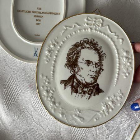 Панно памятное Meissen Schubert 17 см 1978 г. фарфор