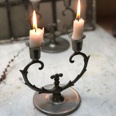 Подсвечник на две свечи олово