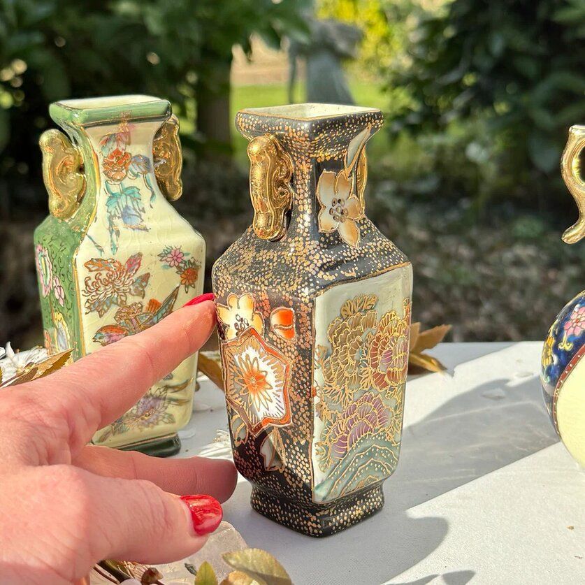 Ваза Satsuma фарфор роспись 50-е гг Шинуазри черная 13 см