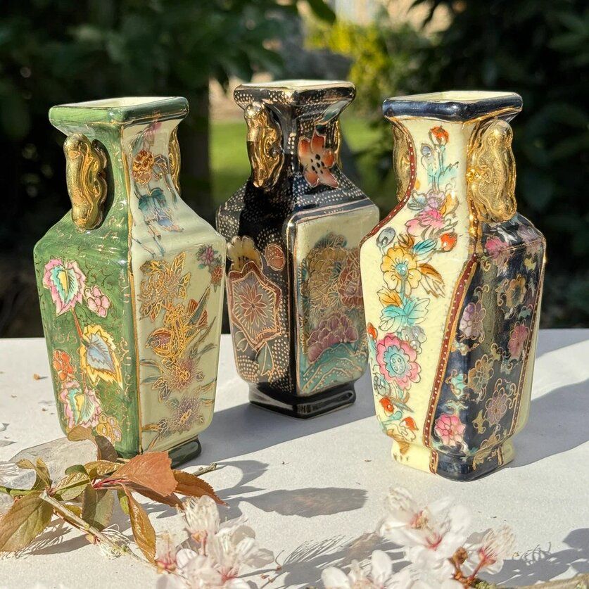 Ваза Satsuma фарфор роспись 50-е гг Шинуазри черная 13 см