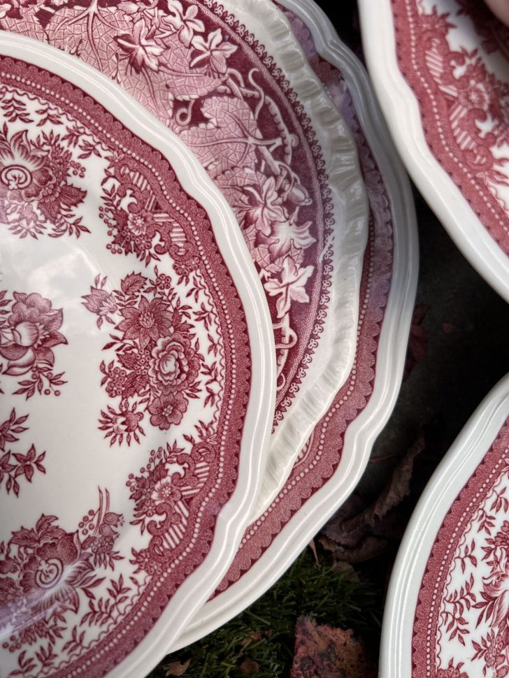 Тарелка ВиллеройБох Fasan красный 20 см Германия