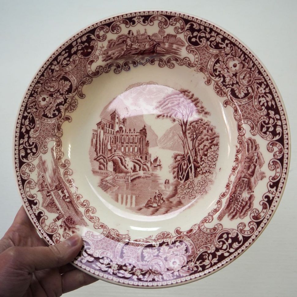 Тарелка Maastricht Royal Sphinх глубокая 24 см (красное клеймо) уценка