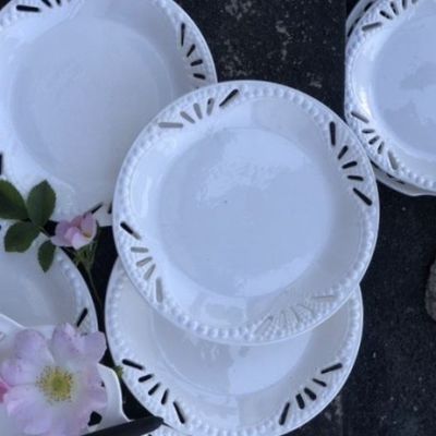 Тарелка 17 см с ажурным краем (микроскол) 