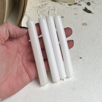 Свеча белая 10 см 