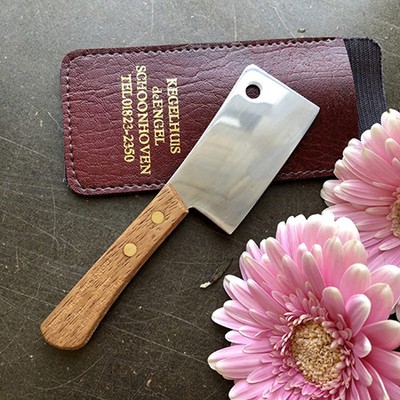 Нож в чехле малый тесак