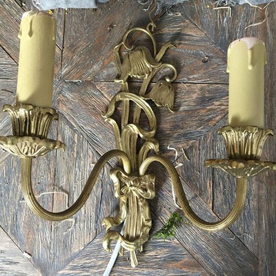 Бра в виде подсвечника модерн Цветы с бантиком